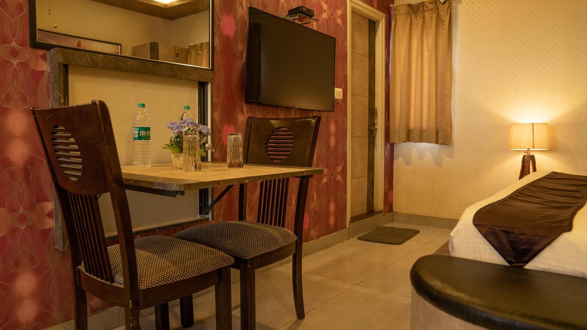 Seasons Suites Jp Nagar Bangalore Room photo