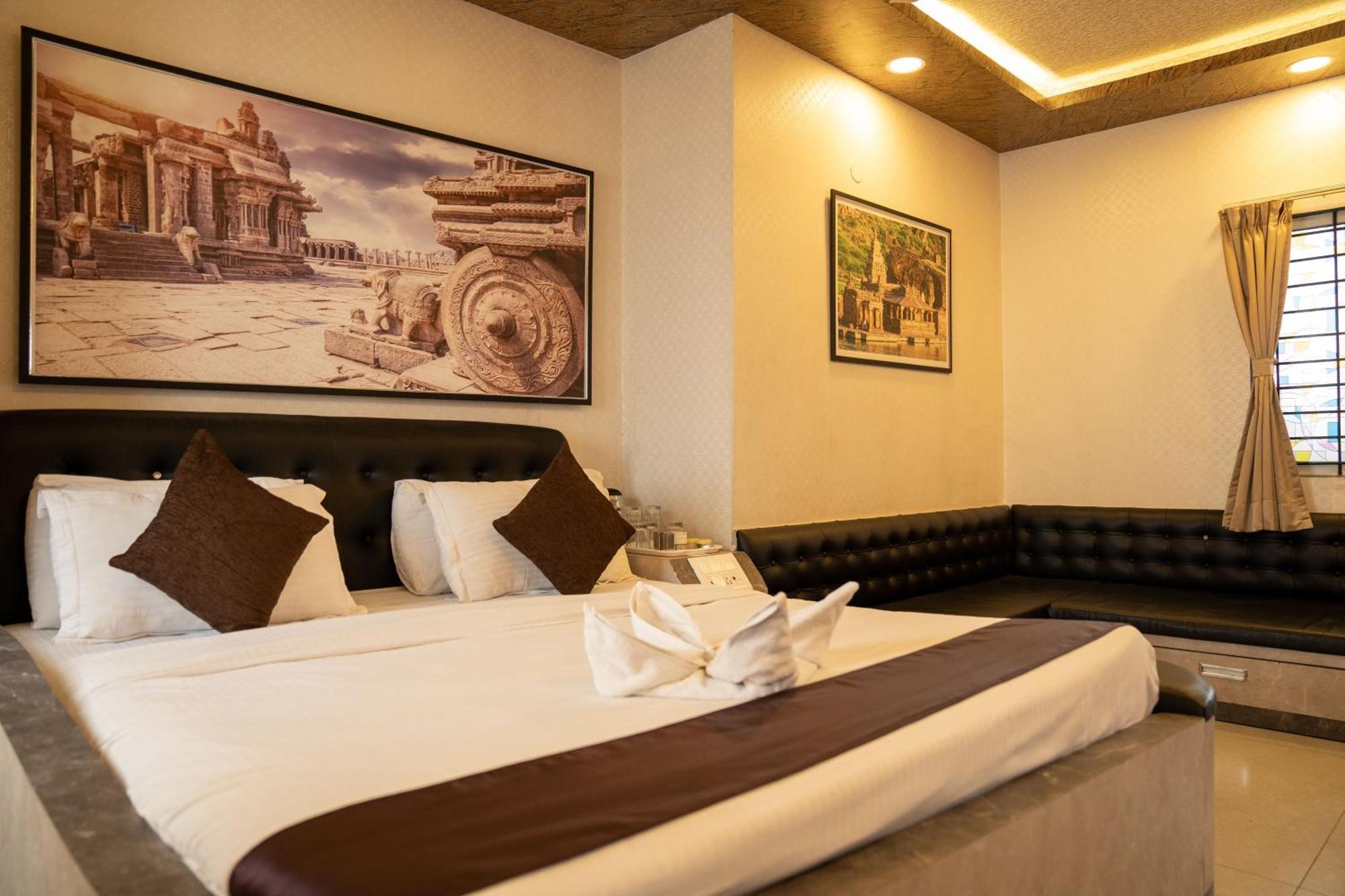 Seasons Suites Jp Nagar Bangalore Room photo
