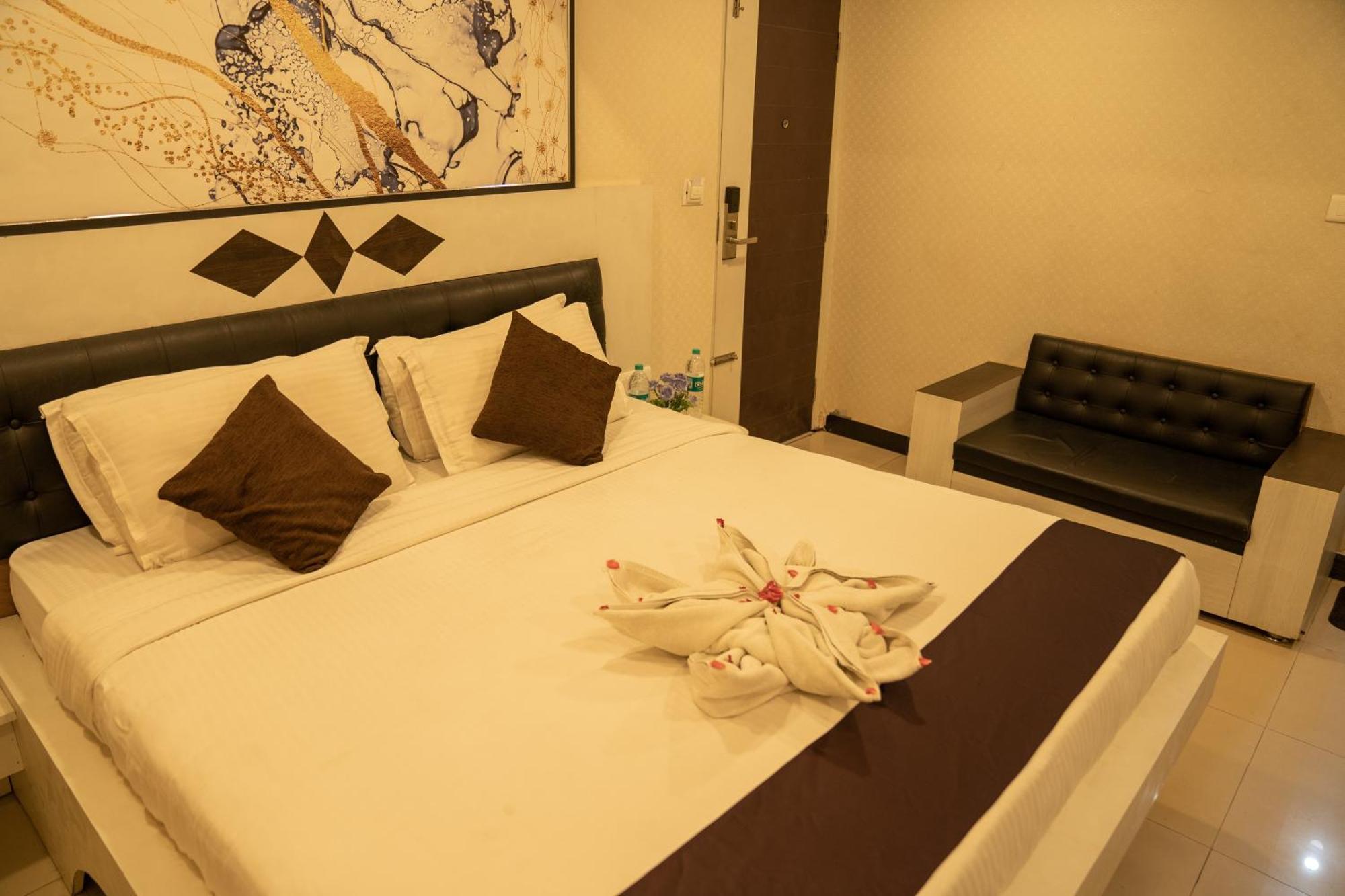 Seasons Suites Jp Nagar Bangalore Room photo